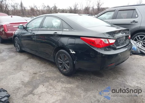 2013 Hyundai Sonata Gls z USA, uszkodzony, nr VIN 5NPEB4AC9DH688136